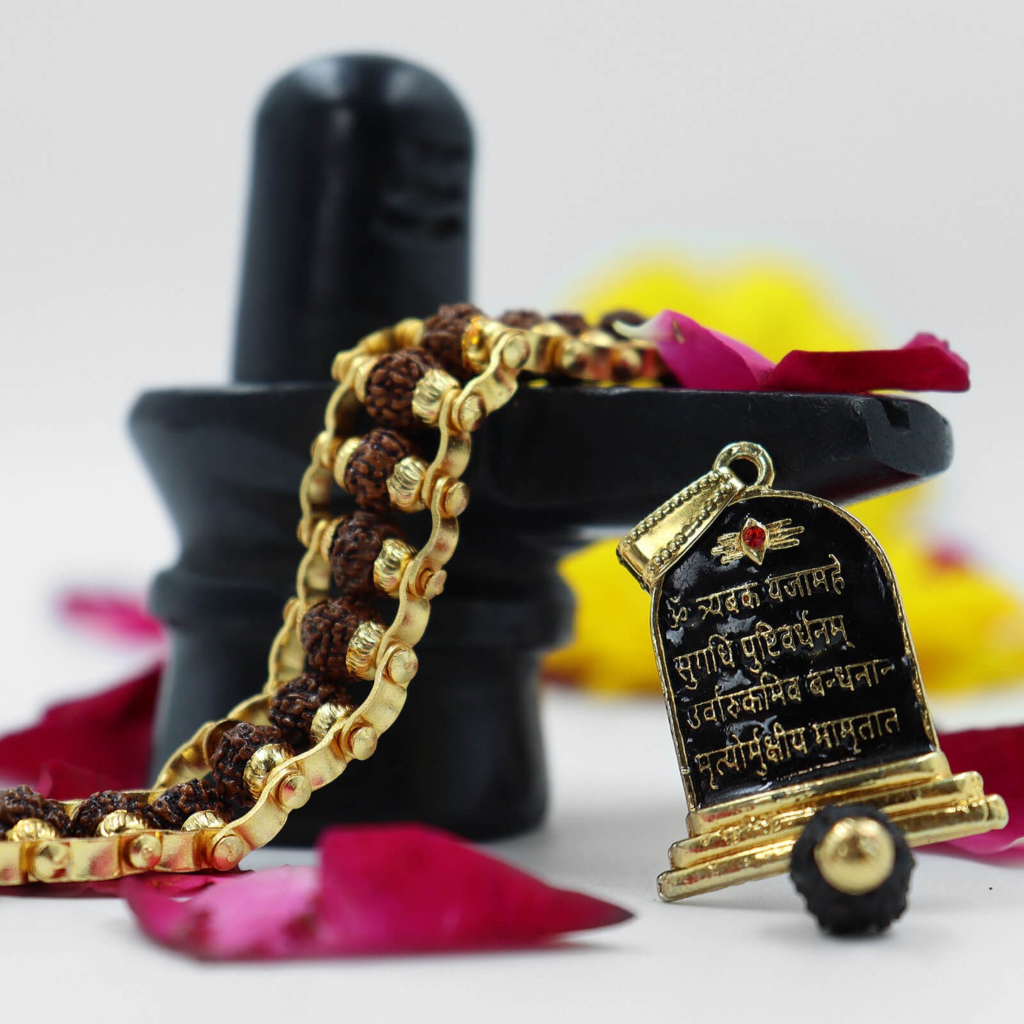 Mahamrityunjay Locket and Mahakal Bracelet Combo